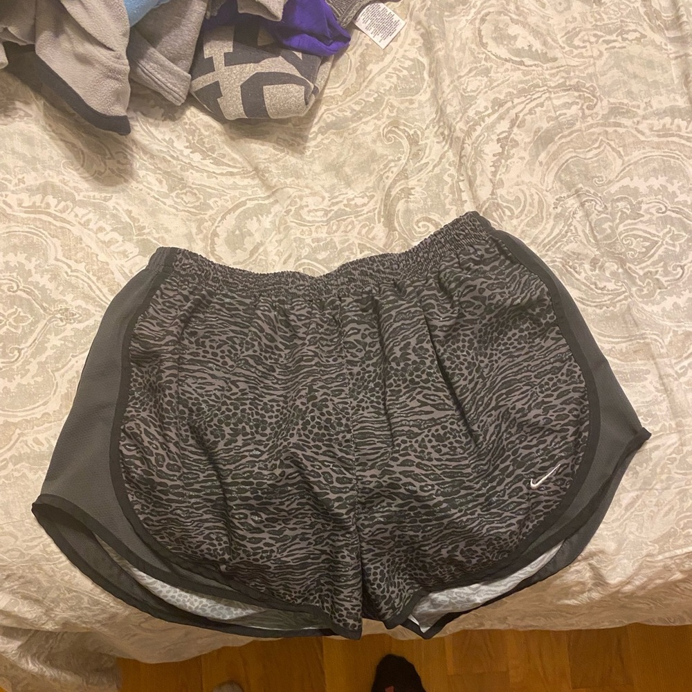 black and grey nike shorts